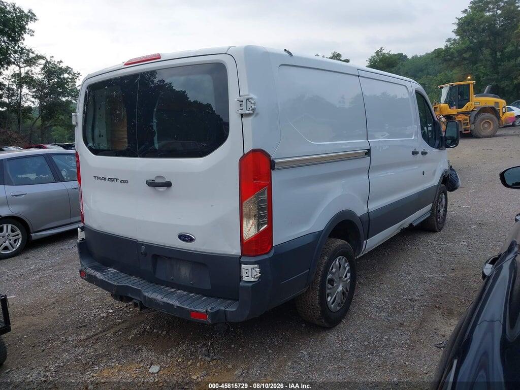1FTYR1YM7GKB09902 2016 FORD TRANSIT-250 photo no. 4