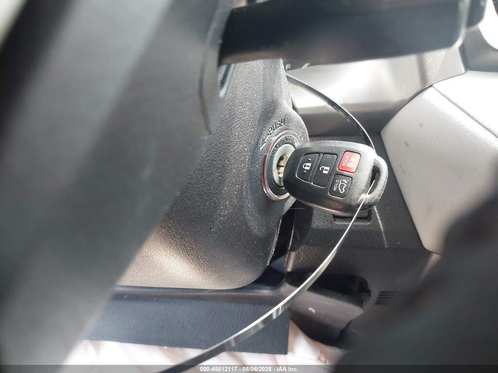 2T3RFREV6GW492361 2016 TOYOTA RAV4 photo no. 11