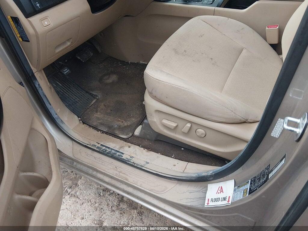 KNDMB5C1XG6168118 2016 KIA SEDONA photo no. 6