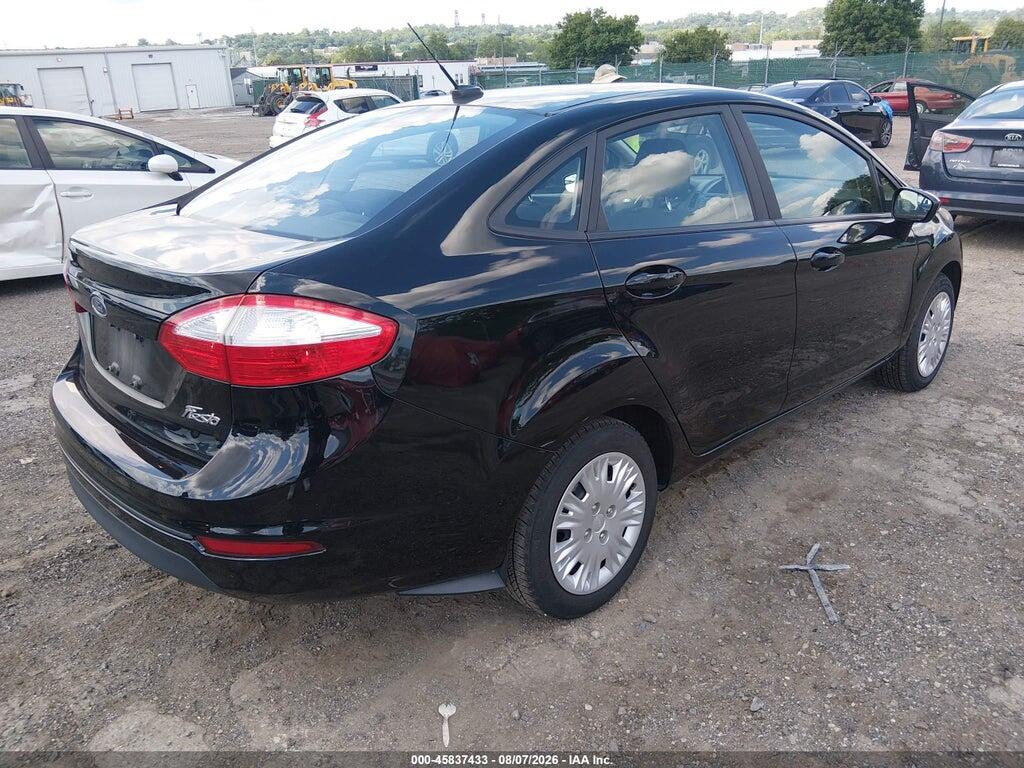 3FADP4AJ0HM139572 2017 FORD FIESTA photo no. 4