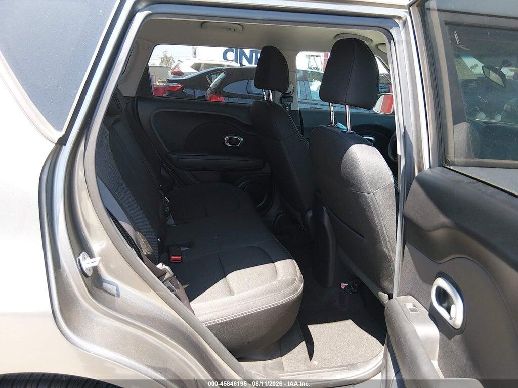 KNDJP3A56H7454042 2017 KIA SOUL photo no. 8