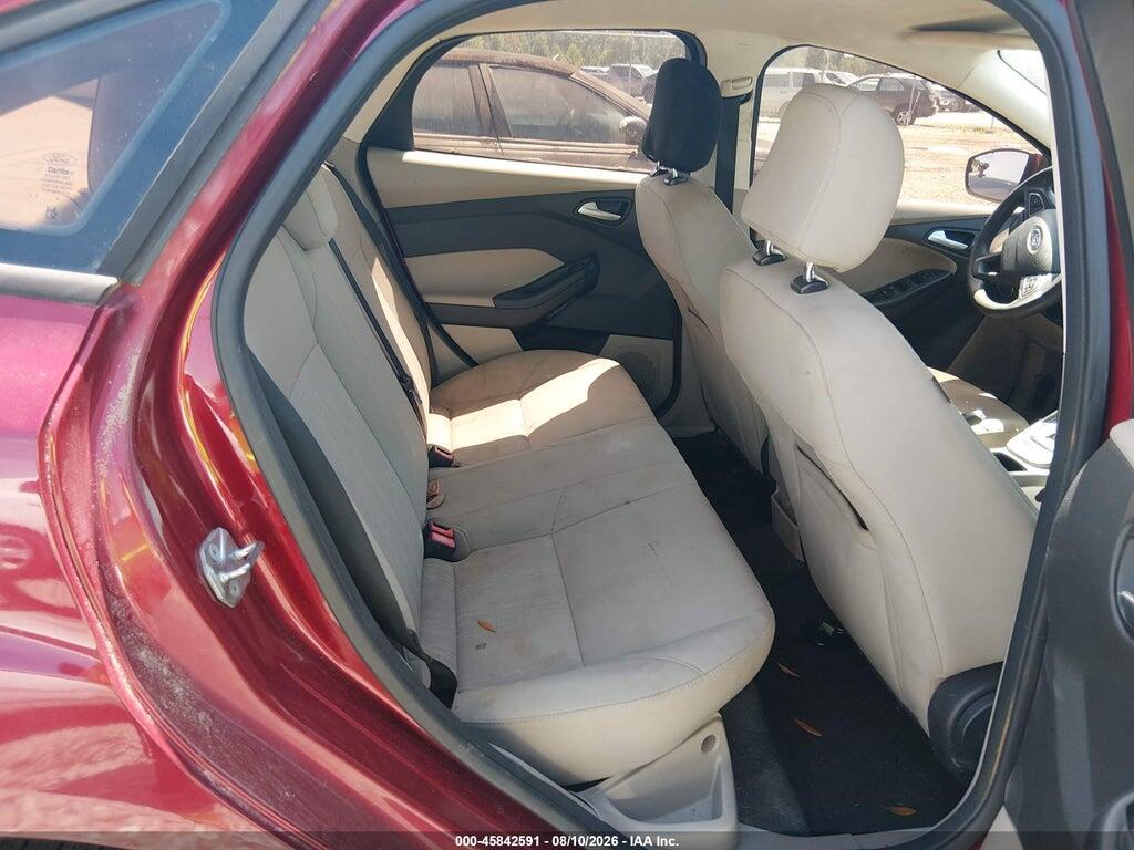 1FADP3F29HL229204 2017 FORD FOCUS photo no. 8