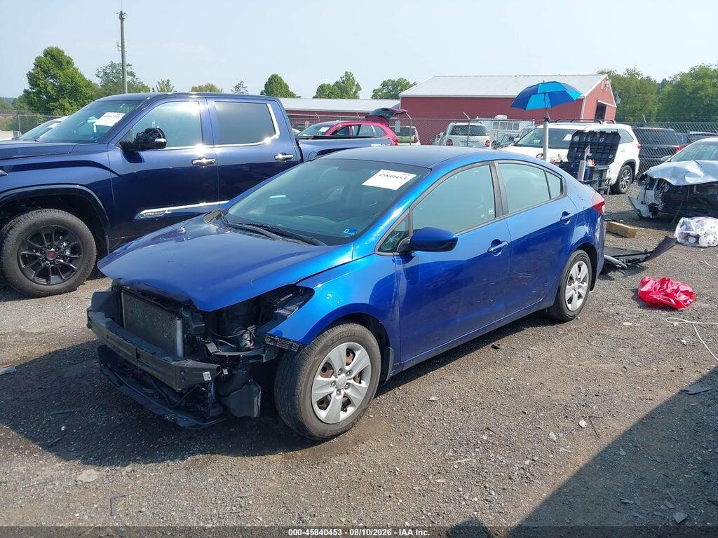 3KPFL4A72HE041026 2017 KIA FORTE photo no. 2