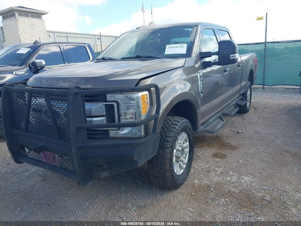 1FT7W2B61HEE02246 2017 FORD F-250 photo no. 2
