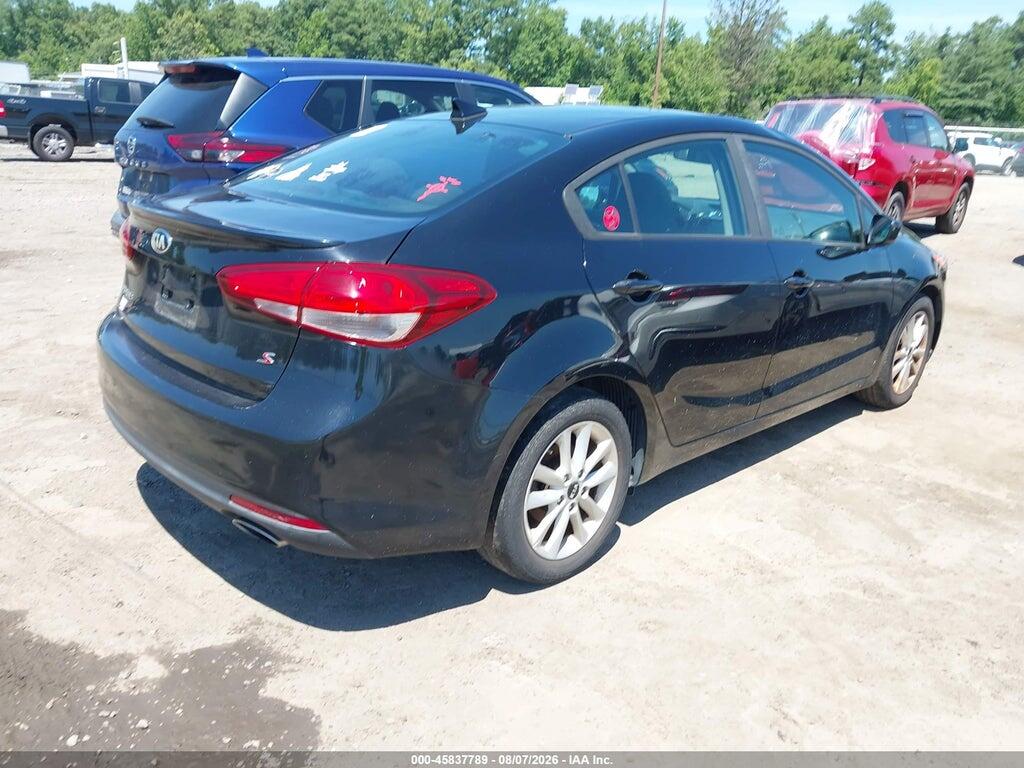 3KPFL4A75HE119282 2017 KIA FORTE photo no. 4