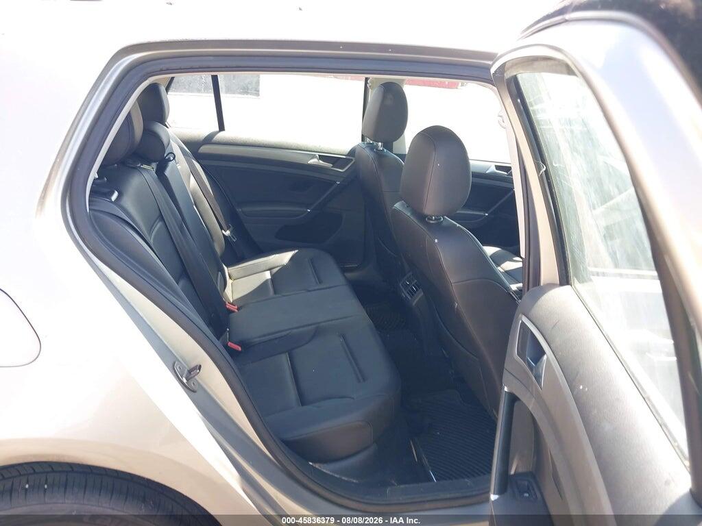 3VW217AU9HM023749 2017 VOLKSWAGEN GOLF photo no. 8