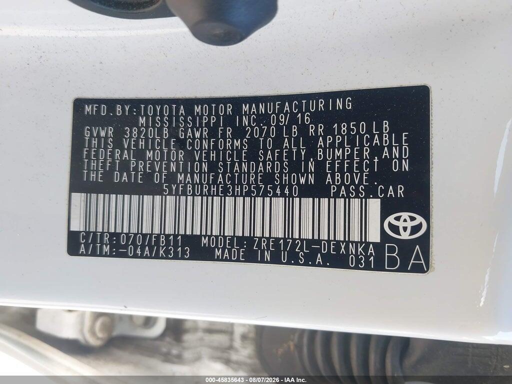 5YFBURHE3HP575440 2017 TOYOTA COROLLA photo no. 9