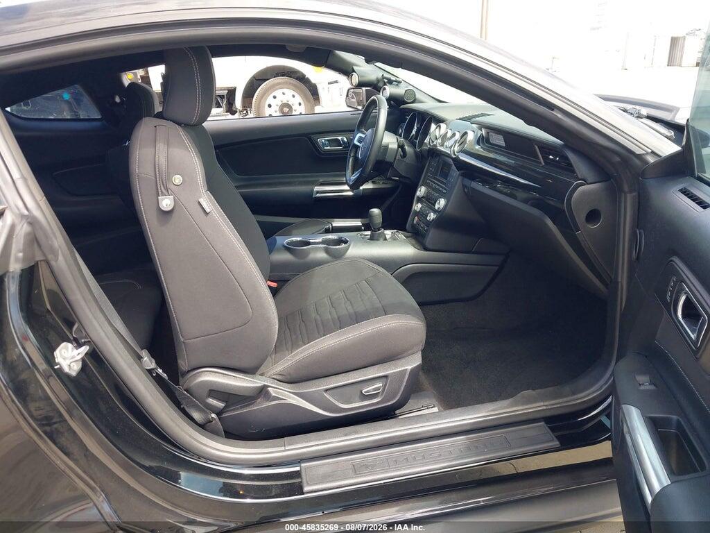 1FA6P8CF4H5302643 2017 FORD MUSTANG photo no. 5