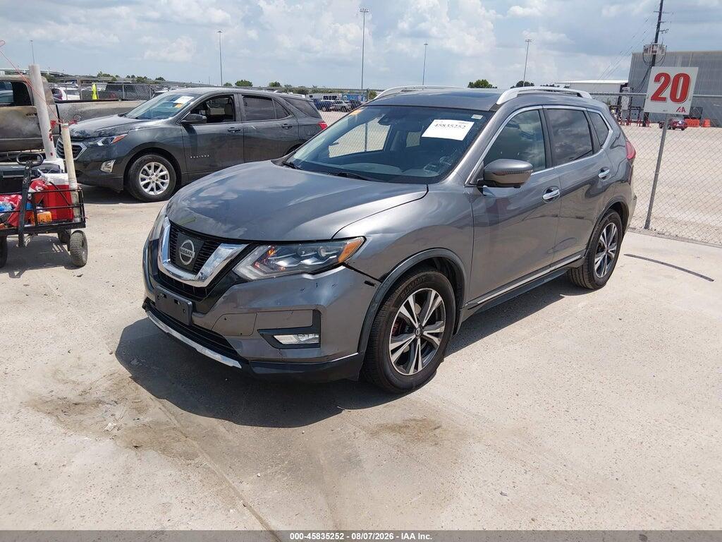 5N1AT2MT4HC883490 2017 NISSAN ROGUE photo no. 2
