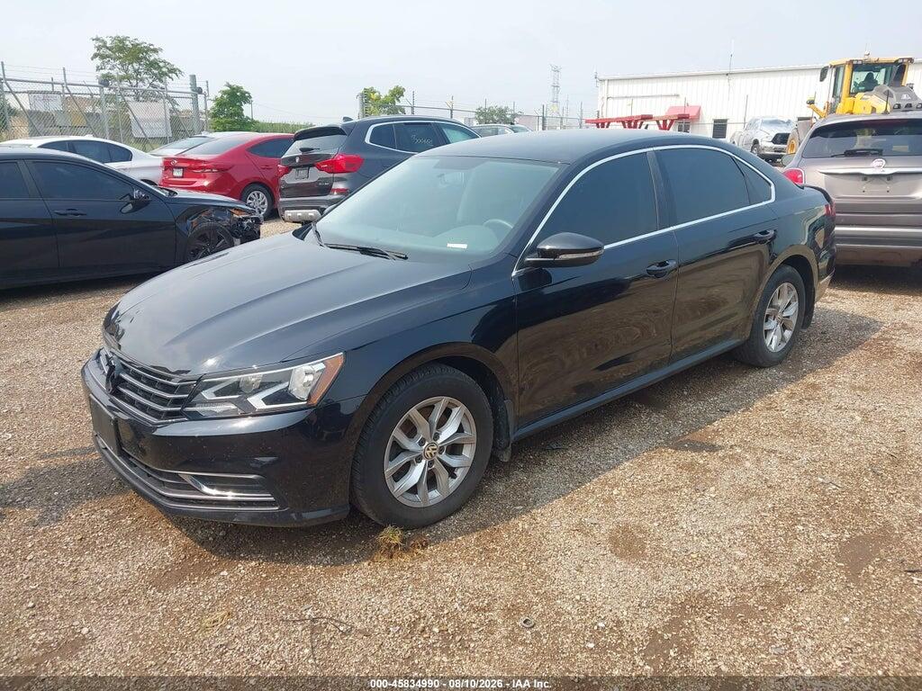 1VWAT7A34HC043129 2017 VOLKSWAGEN PASSAT photo no. 2