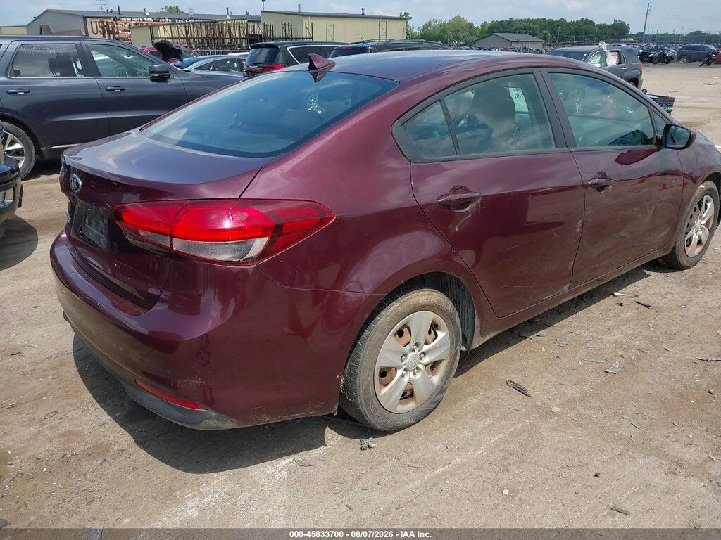 3KPFK4A79HE150229 2017 KIA FORTE photo no. 4