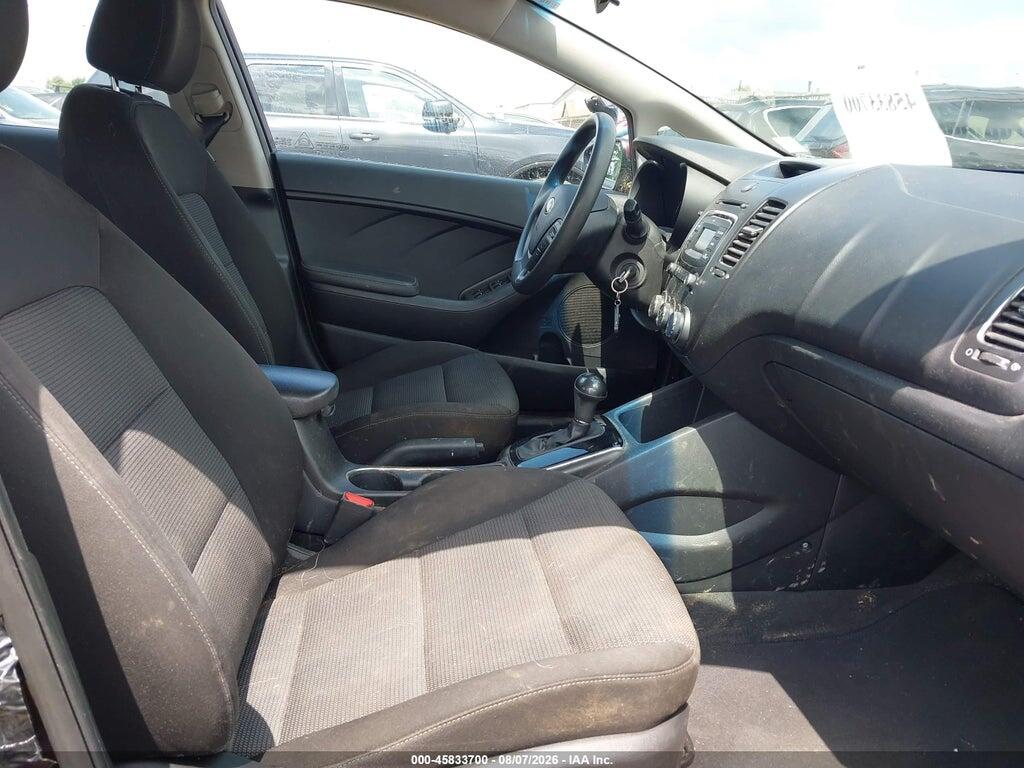 3KPFK4A79HE150229 2017 KIA FORTE photo no. 5