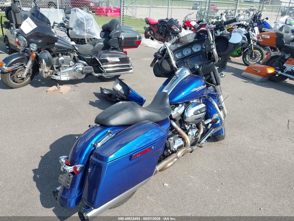 1HD1KBC19HB654041 2017 HARLEY-DAVIDSON FLHX photo no. 4