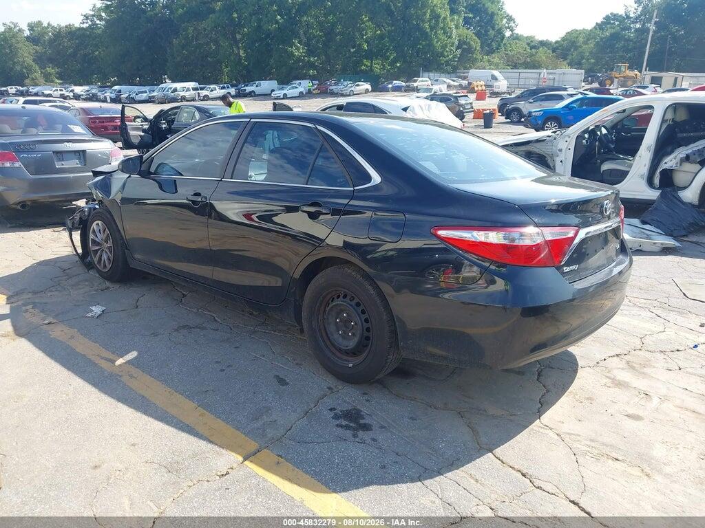 4T1BF1FK6HU704645 2017 TOYOTA CAMRY photo no. 3