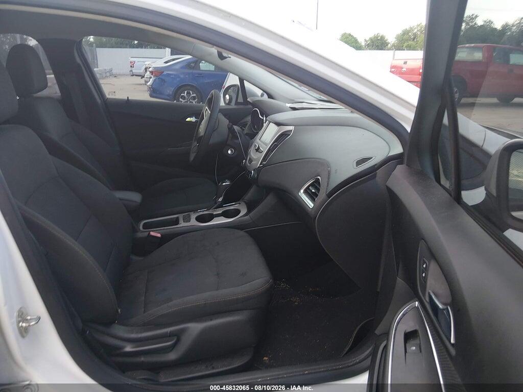 1G1BC5SM6H7121348 2017 CHEVROLET CRUZE photo no. 5