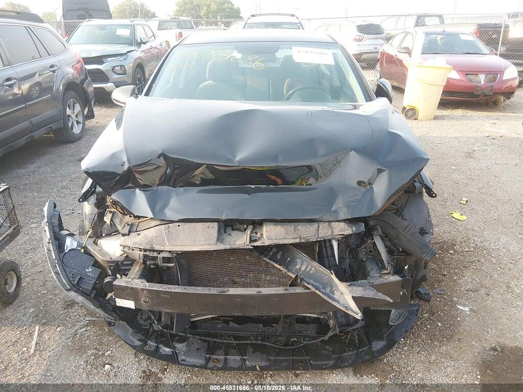 5NPD74LF5HH048807 2017 HYUNDAI ELANTRA photo no. 12