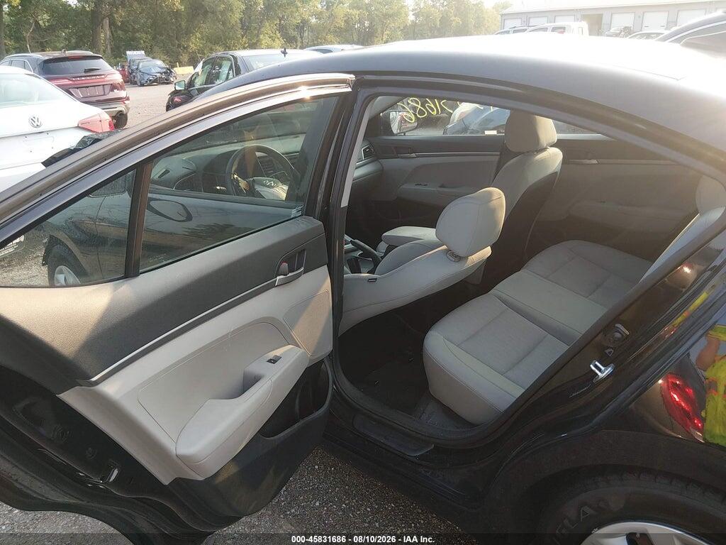 5NPD74LF5HH048807 2017 HYUNDAI ELANTRA photo no. 8