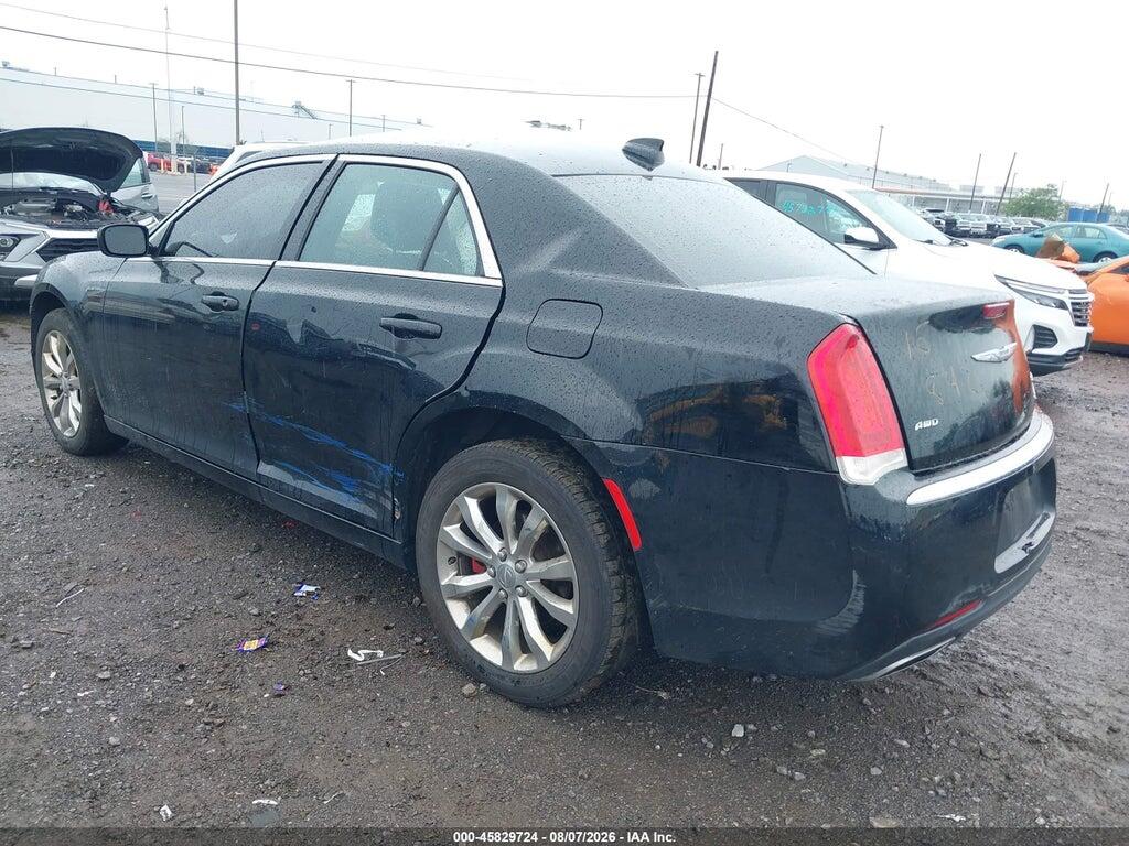 2C3CCARG0HH617971 2017 CHRYSLER 300 photo no. 3