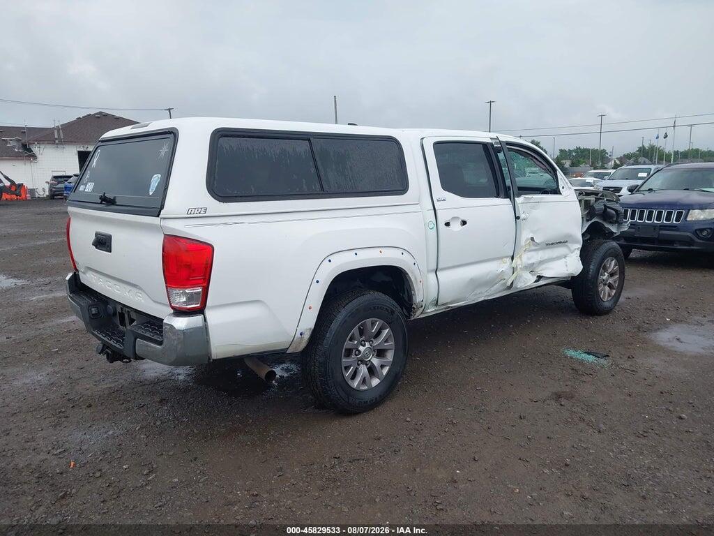 5TFAX5GN3HX076572 2017 TOYOTA TACOMA photo no. 4