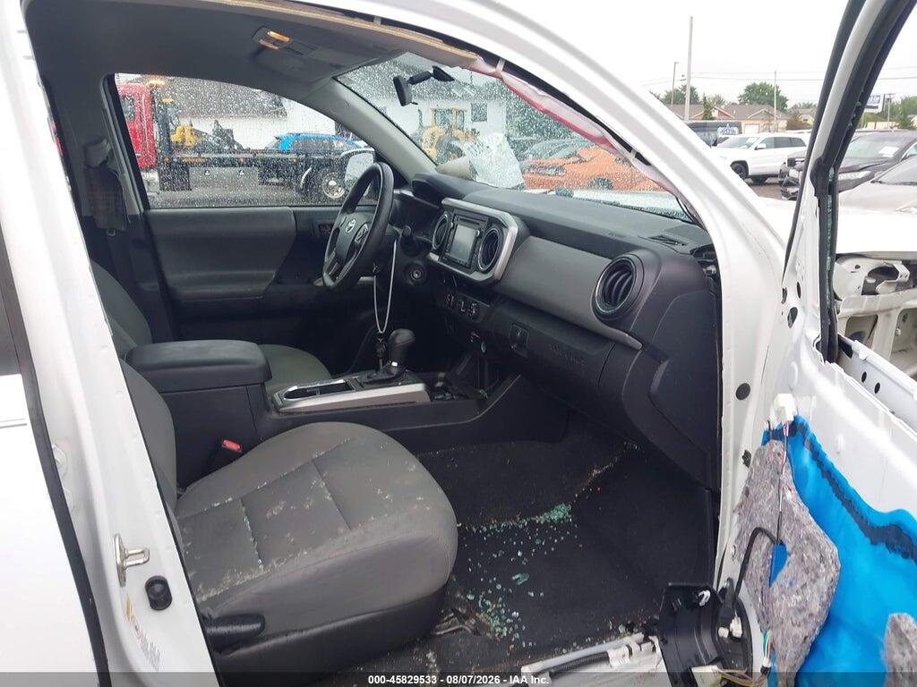 5TFAX5GN3HX076572 2017 TOYOTA TACOMA photo no. 5