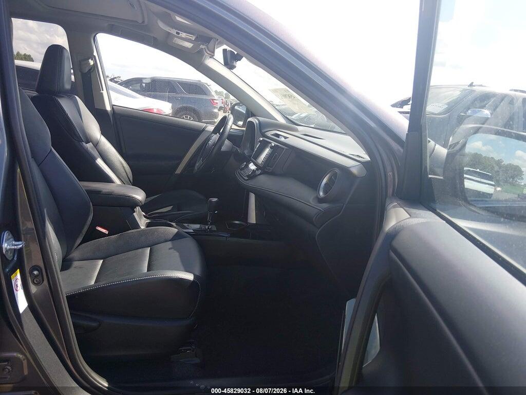 2T3DFREV3HW573877 2017 TOYOTA RAV4 photo no. 5