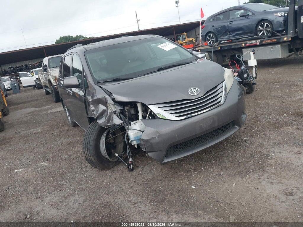 5TDYZ3DCXHS812669 2017 TOYOTA SIENNA photo no. 1