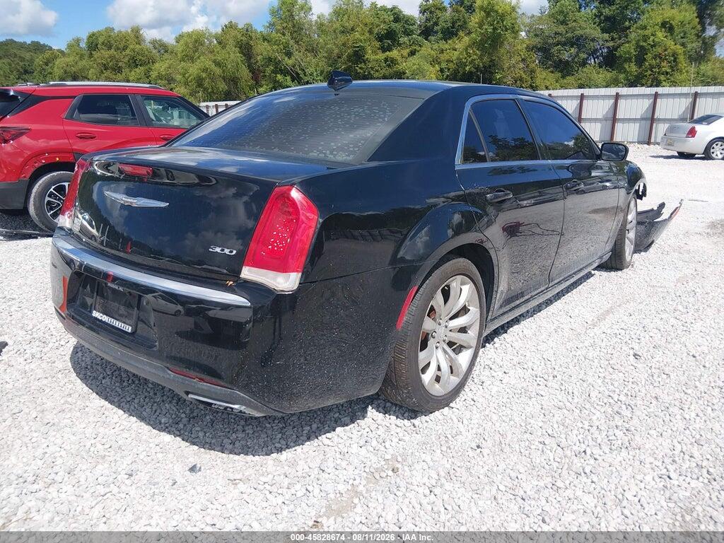 2C3CCAAGXHH646504 2017 CHRYSLER 300 photo no. 4