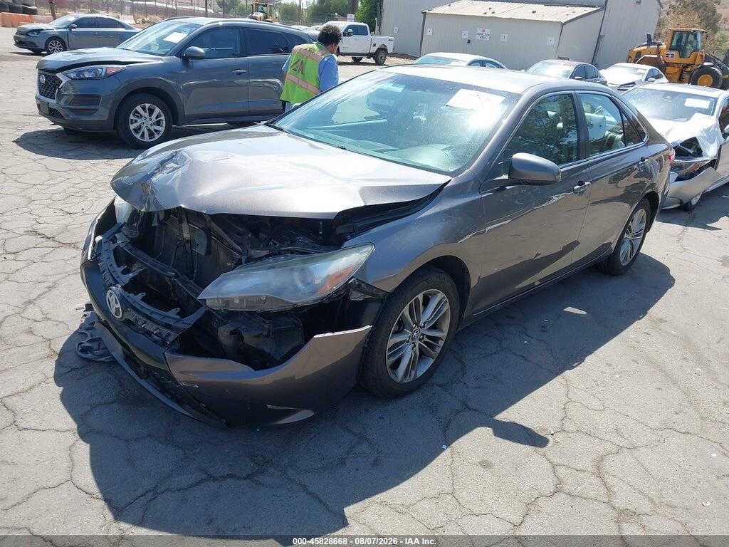 4T1BF1FK0HU761911 2017 TOYOTA CAMRY photo no. 2