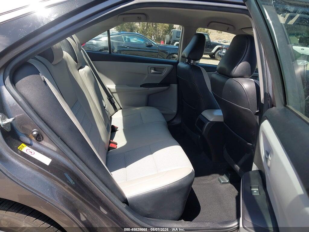 4T1BF1FK0HU761911 2017 TOYOTA CAMRY photo no. 8