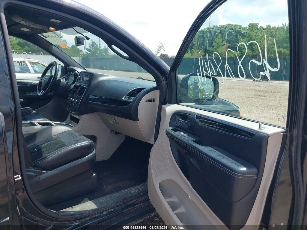 2C4RDGCG4HR595868 2017 DODGE GRAND CARAVAN photo no. 5