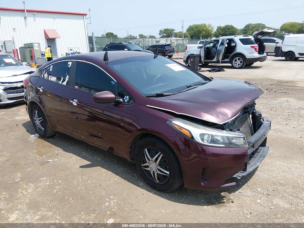 3KPFK4A70HE047345 2017 KIA FORTE photo no. 1