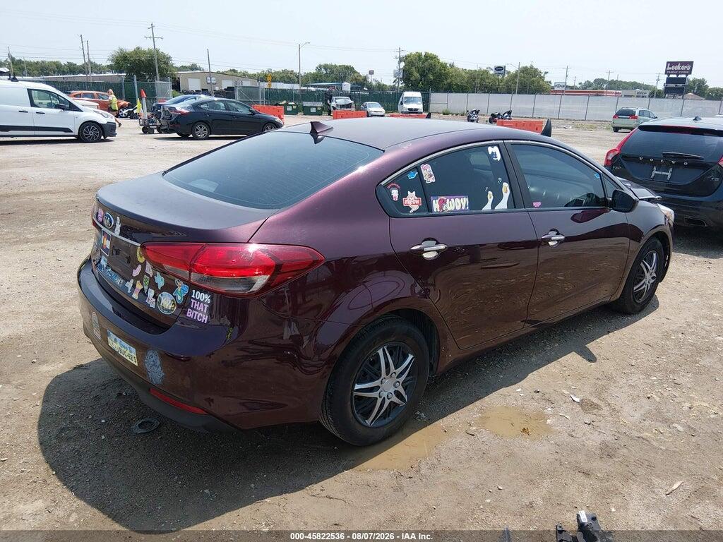 3KPFK4A70HE047345 2017 KIA FORTE photo no. 4