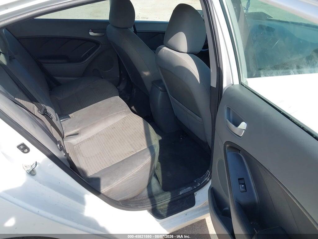 3KPFL4A7XHE145103 2017 KIA FORTE photo no. 8