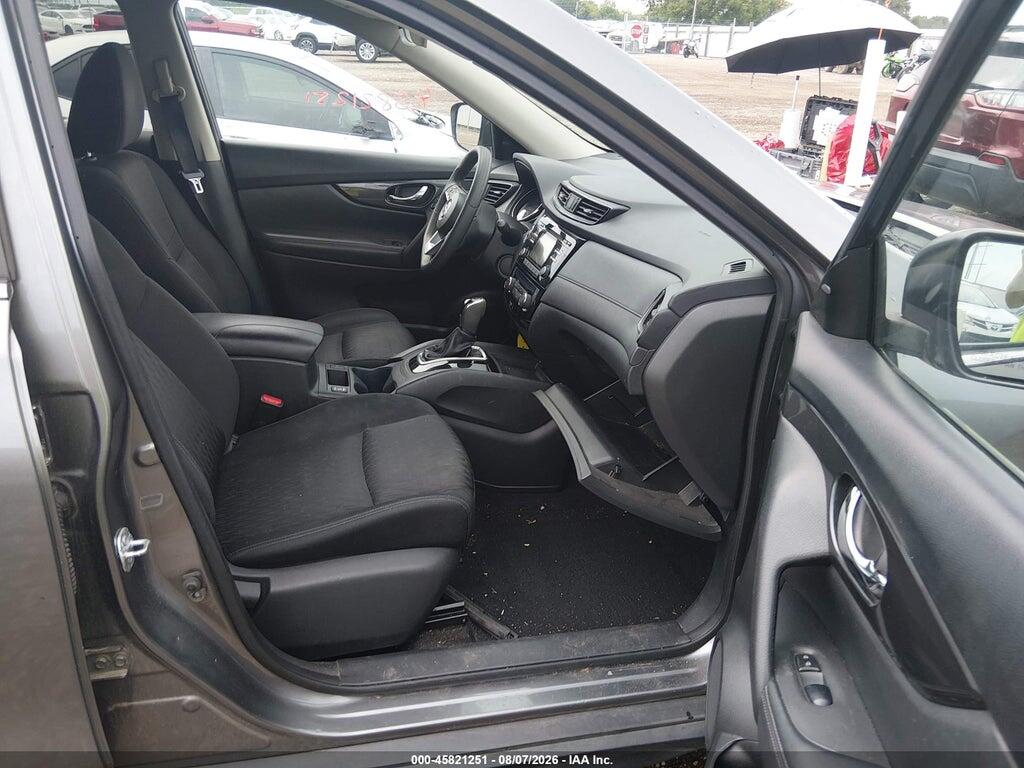 KNMAT2MT4HP572932 2017 NISSAN ROGUE photo no. 5