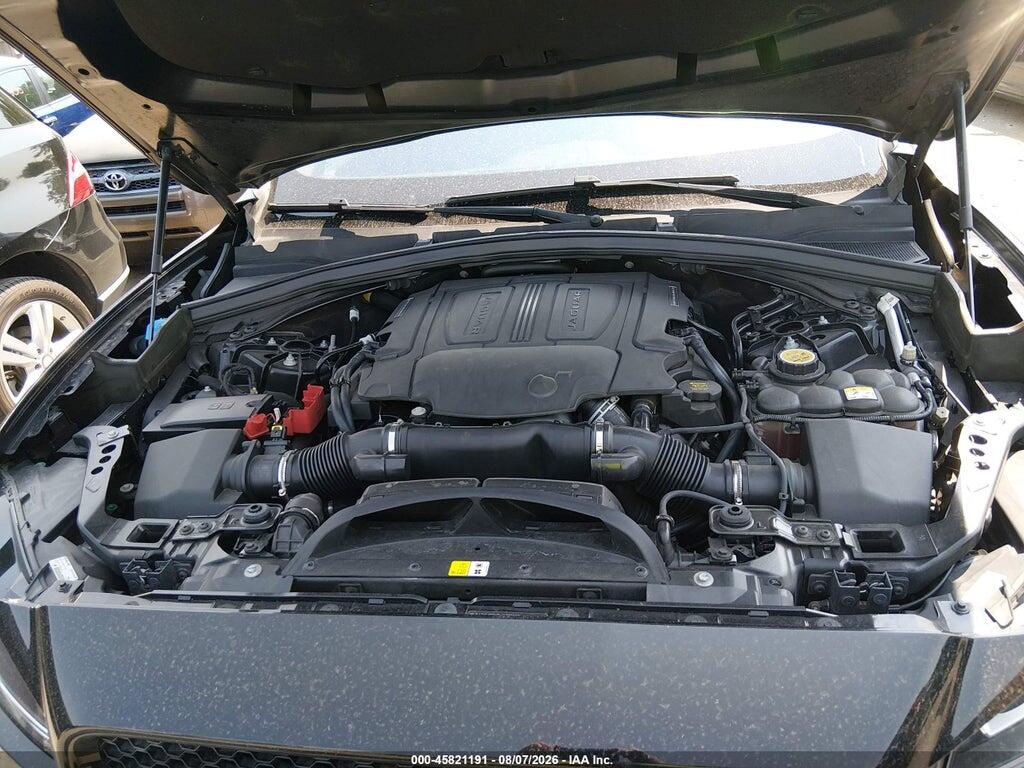 SADCJ2BV6HA070093 2017 JAGUAR F-PACE photo no. 10