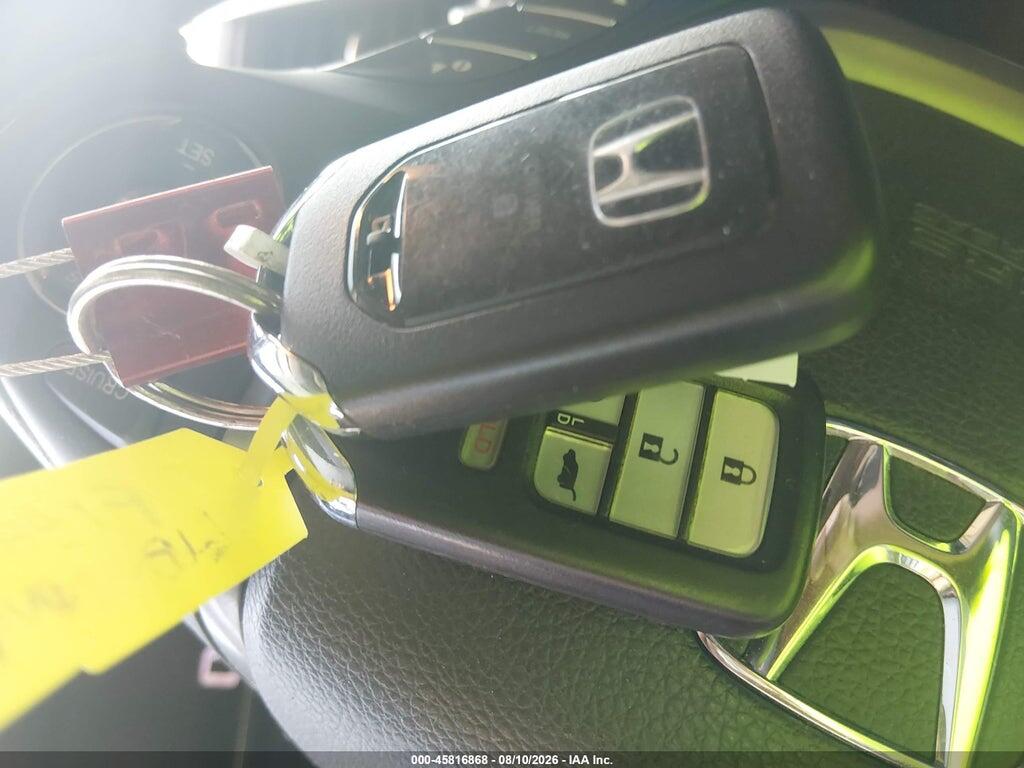 5FNYF5H77HB040346 2017 HONDA PILOT photo no. 11