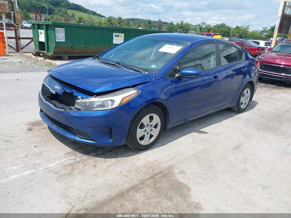 3KPFK4A76HE051352 2017 KIA FORTE photo no. 2
