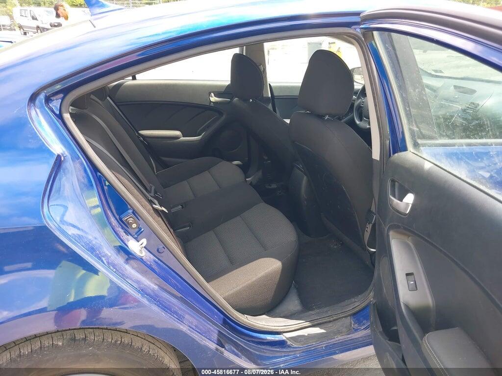 3KPFK4A76HE051352 2017 KIA FORTE photo no. 8