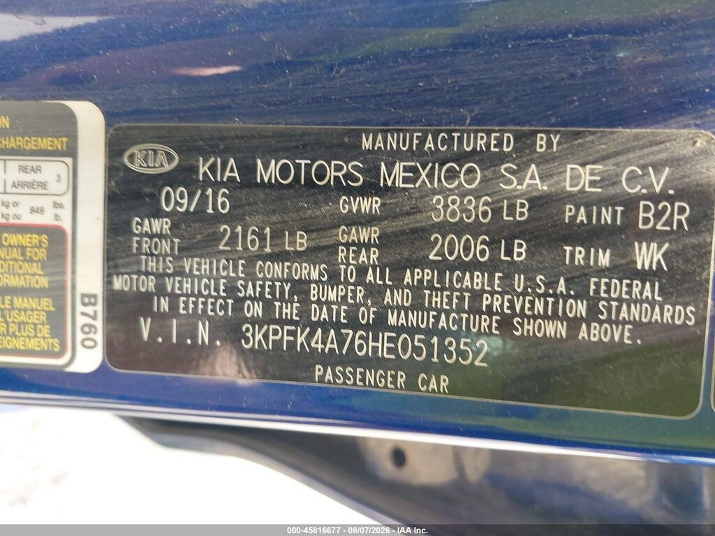 3KPFK4A76HE051352 2017 KIA FORTE photo no. 9