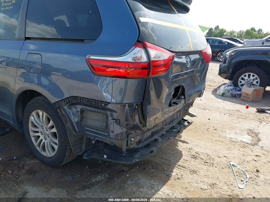 5TDYZ3DC4HS882930 2017 TOYOTA SIENNA photo no. 6