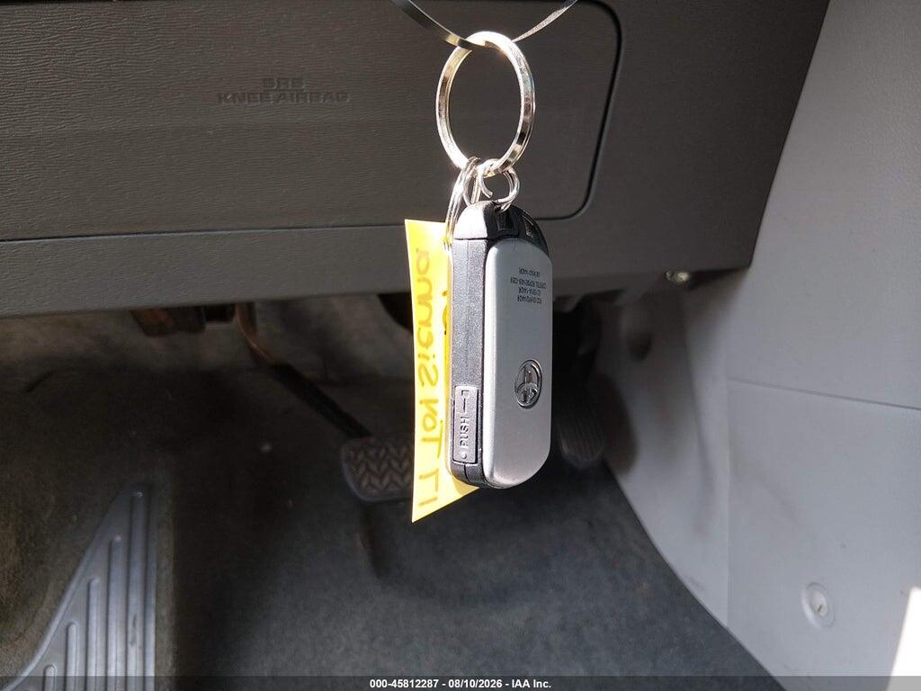 5TDYZ3DC0HS796241 2017 TOYOTA SIENNA photo no. 11