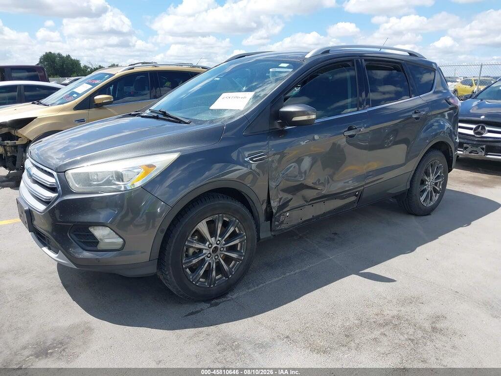1FMCU0J96HUD92285 2017 FORD ESCAPE photo no. 2