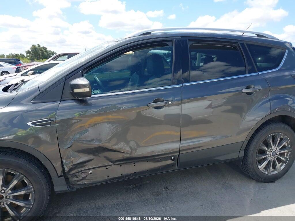 1FMCU0J96HUD92285 2017 FORD ESCAPE photo no. 6