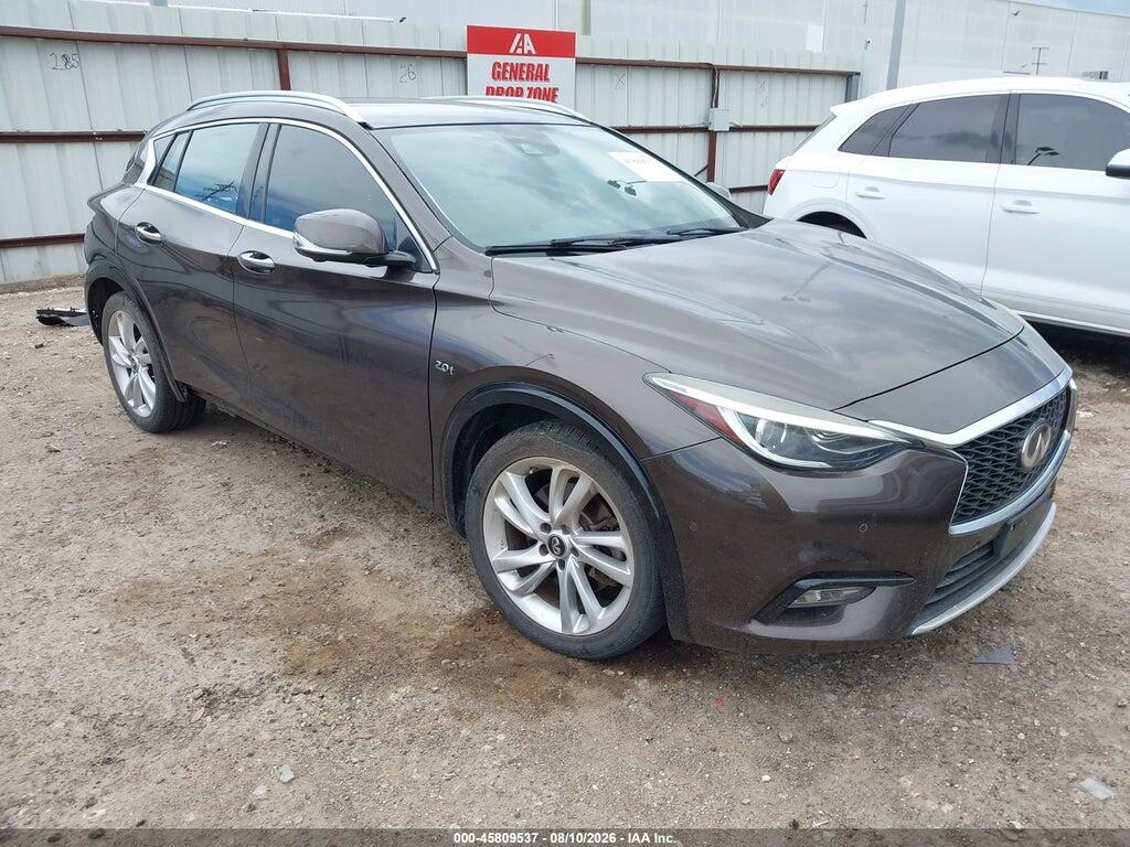 SJKCH5CP2HA022970 2017 INFINITI QX30 photo no. 1