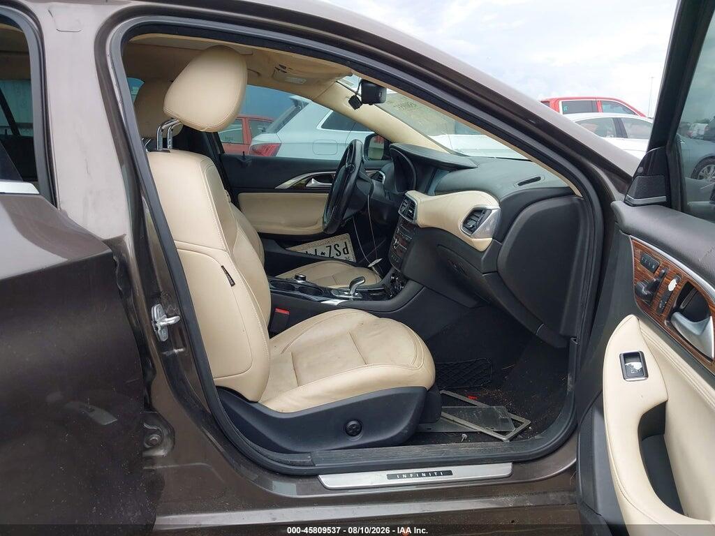 SJKCH5CP2HA022970 2017 INFINITI QX30 photo no. 5