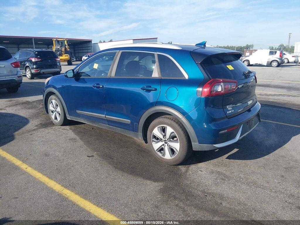 KNDCB3LC8H5074389 2017 KIA NIRO photo no. 3