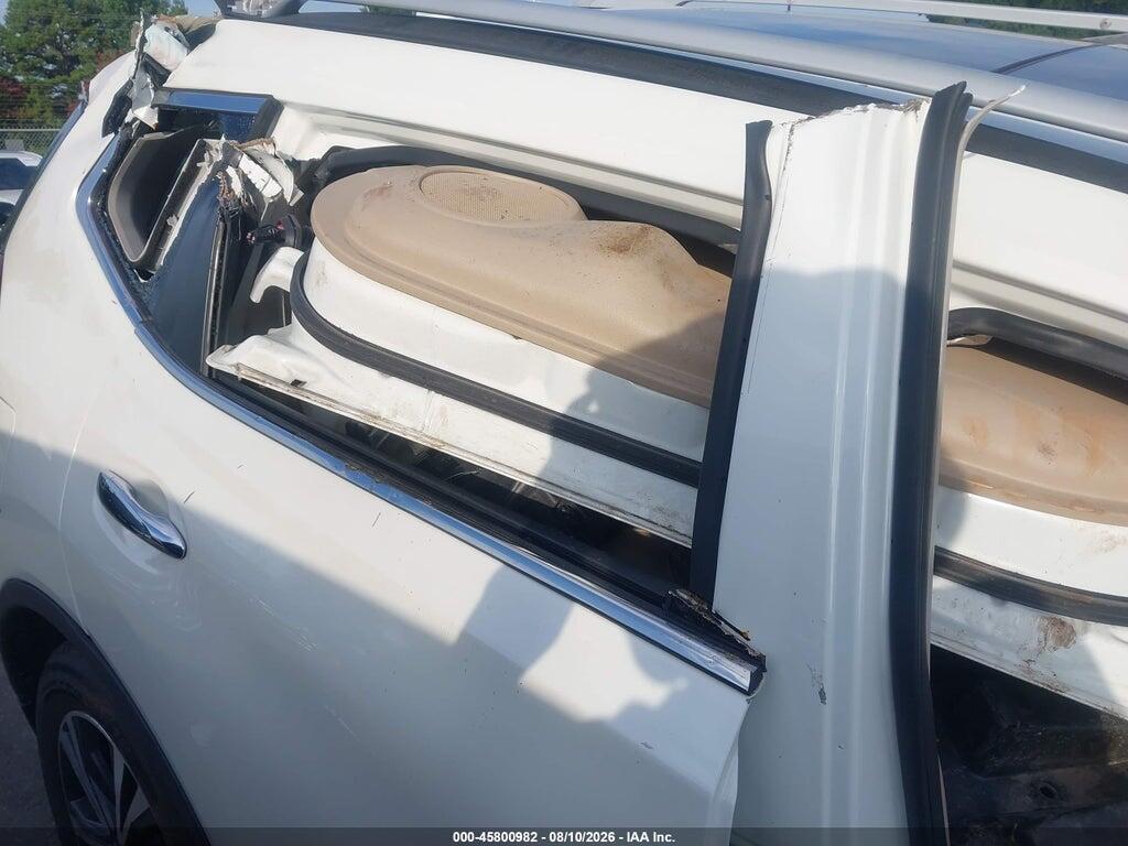 5N1AT2MVXHC830519 2017 NISSAN ROGUE photo no. 8