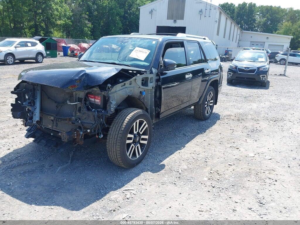 JTEBU5JR8H5415486 2017 TOYOTA 4RUNNER photo no. 2