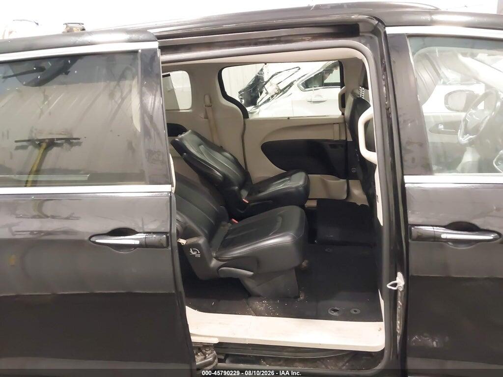 2C4RC1BG8HR539708 2017 CHRYSLER PACIFICA photo no. 8