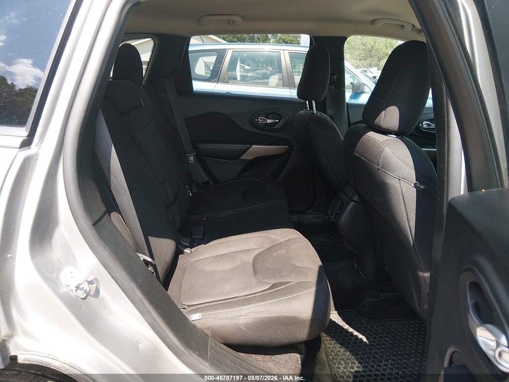1C4PJMCS4HD217233 2017 JEEP CHEROKEE photo no. 8
